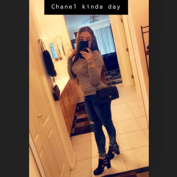 Meet your Posher, Amanda - Picture 3 of 8